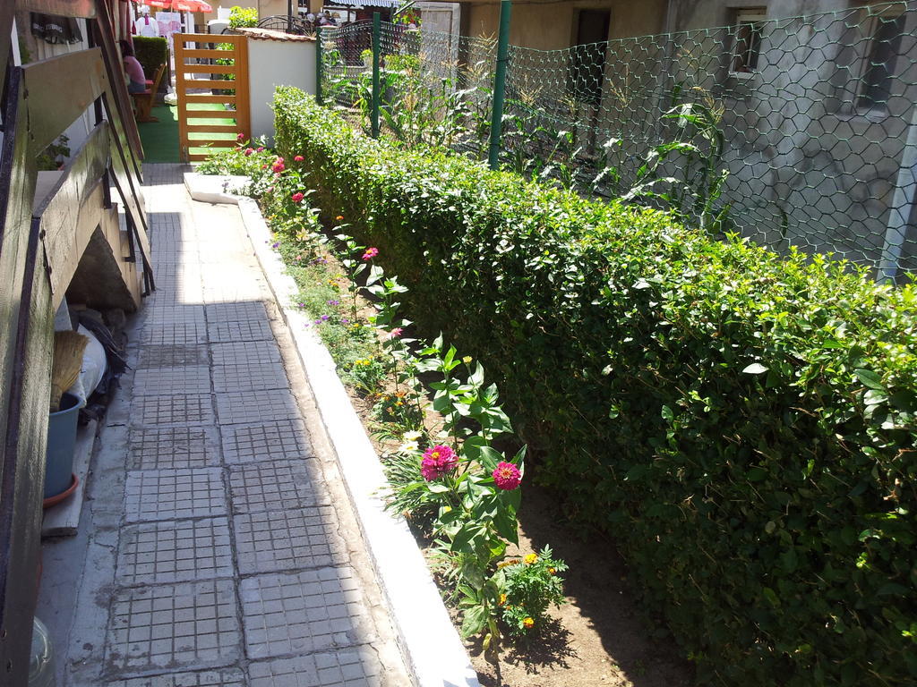 The House Next To The Beach Hotel Sozopol Luaran gambar